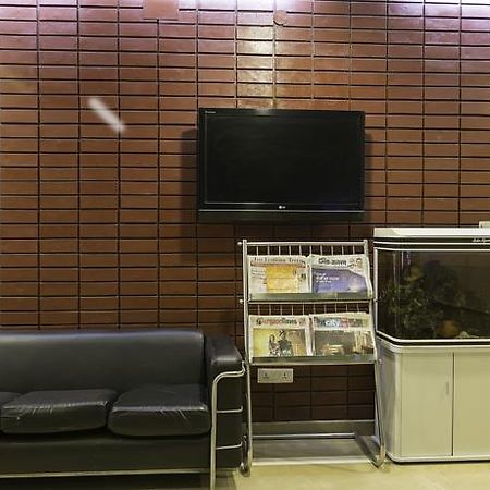 Treebo Palm Tree Palam Vihar Hotell Gurgaon Eksteriør bilde