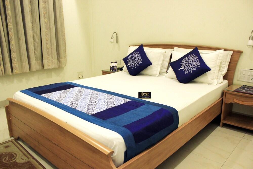 Treebo Palm Tree Palam Vihar Hotell Gurgaon Eksteriør bilde