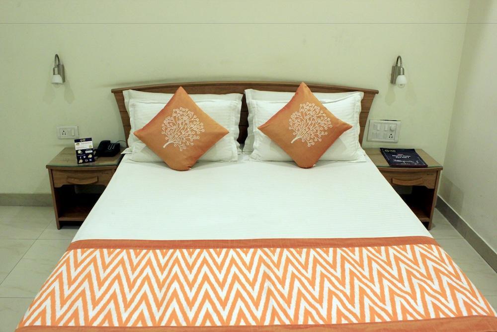 Treebo Palm Tree Palam Vihar Hotell Gurgaon Eksteriør bilde
