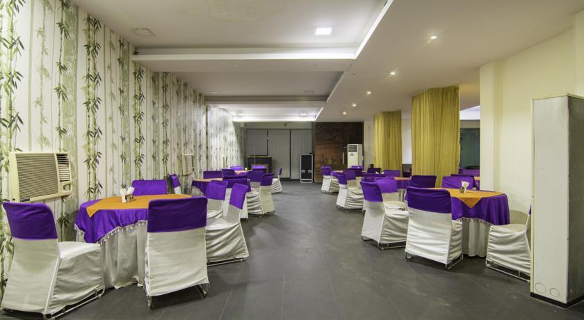 Treebo Palm Tree Palam Vihar Hotell Gurgaon Eksteriør bilde