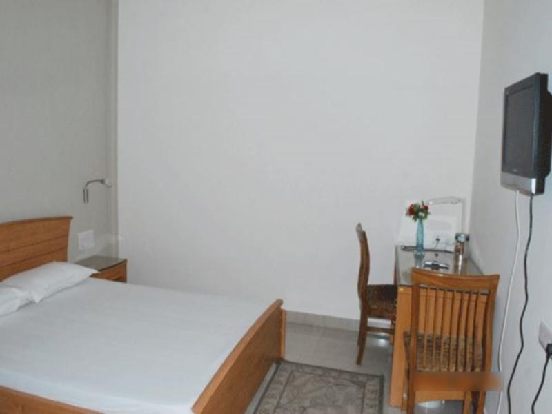 Treebo Palm Tree Palam Vihar Hotell Gurgaon Eksteriør bilde